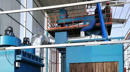 普華重工輥道拋丸機安裝完畢，清理效果非常好，客戶點贊