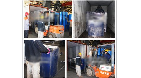 發(fā)往智利全自動機(jī)械輸送回收式噴砂房/噴丸房發(fā)貨裝車現(xiàn)場